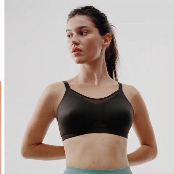 Bundle of 2 Chantelle Everyday Sport Eco Comfort Low Impact bra size S - Picture 4 of 15